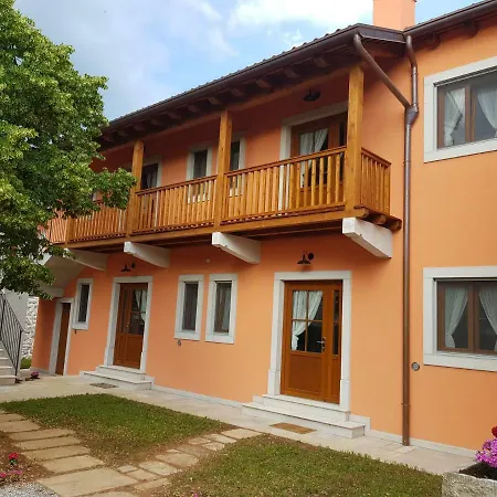 Çiftlik konaklama Kralj Trieste