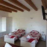 Kralj * Terst